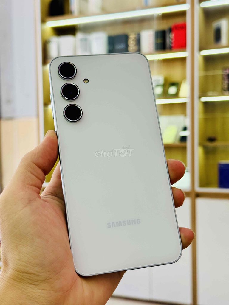 Samsung Galaxy A55 5G 128GB Xanh Ngoại Hình Đẹp. Mua bán Điện thoại tại Quận Thanh Khê Đà Nẵng được đăng bởi Thương Mobile hình 1