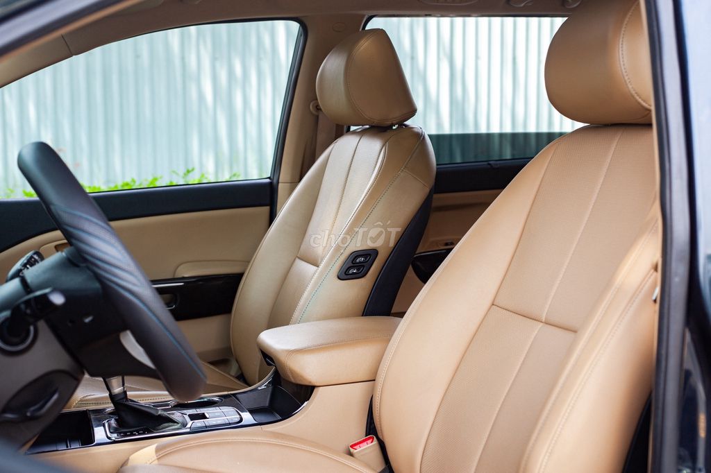 Kia Sedona 2.2 DAT Signature 2020. Mua bán Ô tô tại Thành phố Thủ Đức Tp Hồ Chí Minh được đăng bởi H2T Auto hình 8
