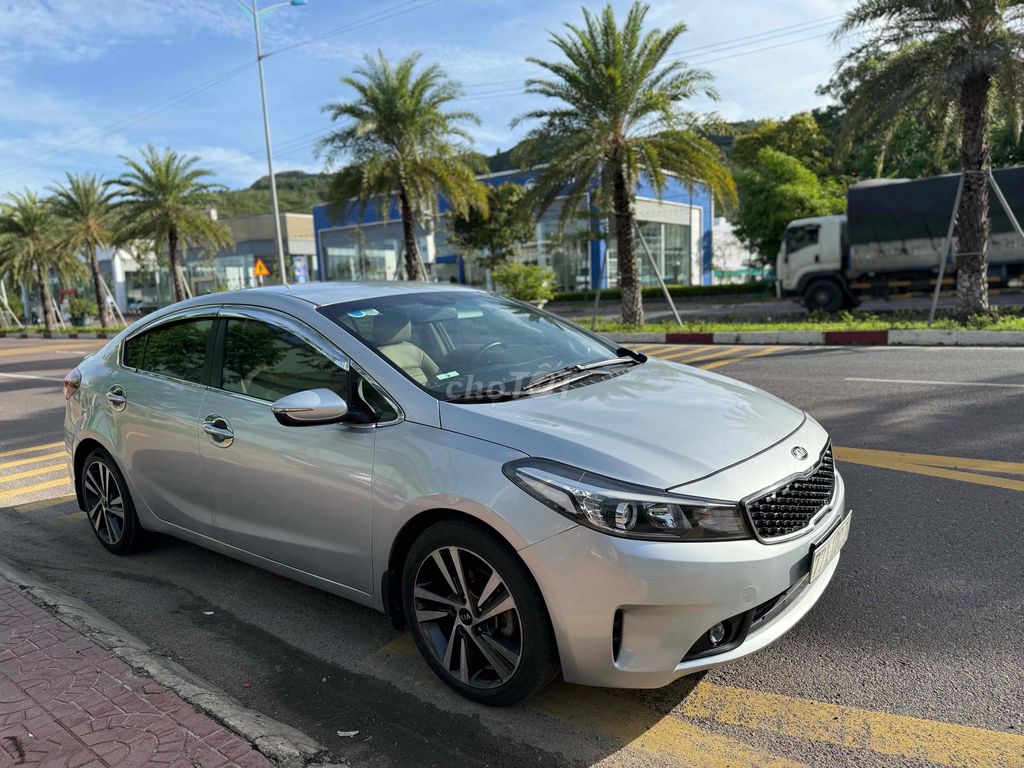 Kia Cerato 2018 1.6 MT - 90000 km. Mua bán Ô tô tại Thành phố Qui Nhơn Bình Định được đăng bởi Âu nguyên tân  hình 16