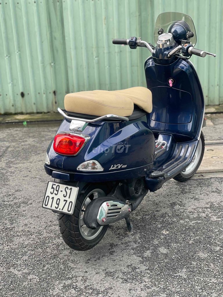 Vesspa Hàng nhập LxV 125cc Siu đẹp. Mua bán Xe máy tại Quận 12 Tp Hồ Chí Minh được đăng bởi Gà hình 3