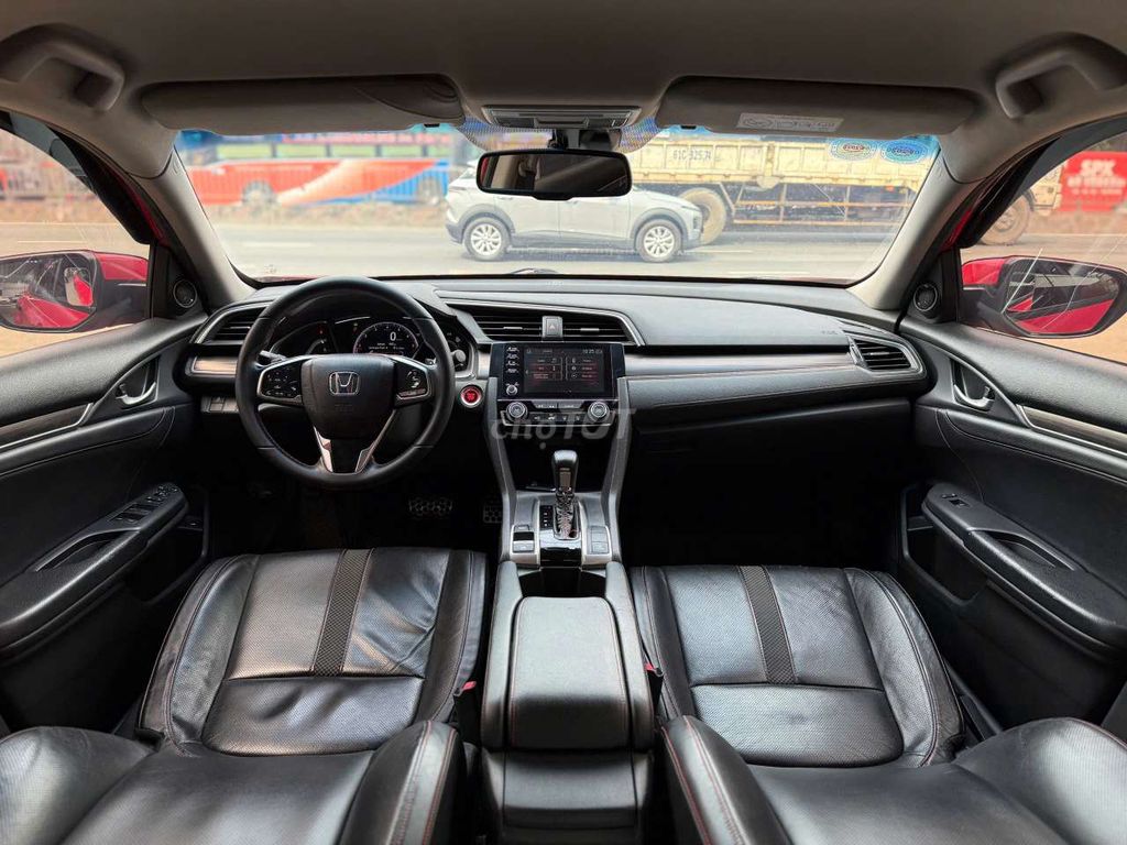 Honda Civic RS 2019 1.5 Turbo, màu đỏ,59000 km. Mua bán Ô tô tại Quận Bình Tân Tp Hồ Chí Minh được đăng bởi Son Do hình 6