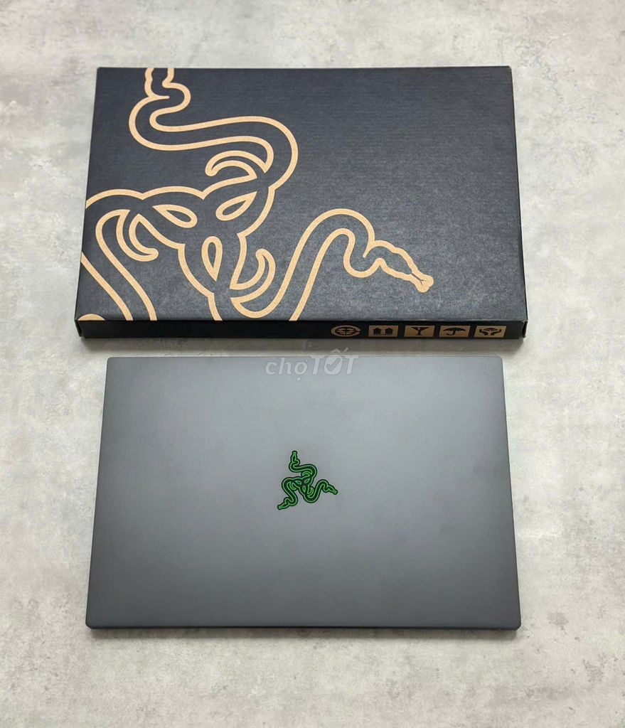 LAPOP RAZER 15 2023 I7 13800H 16GB 1TB 4060 2K 240