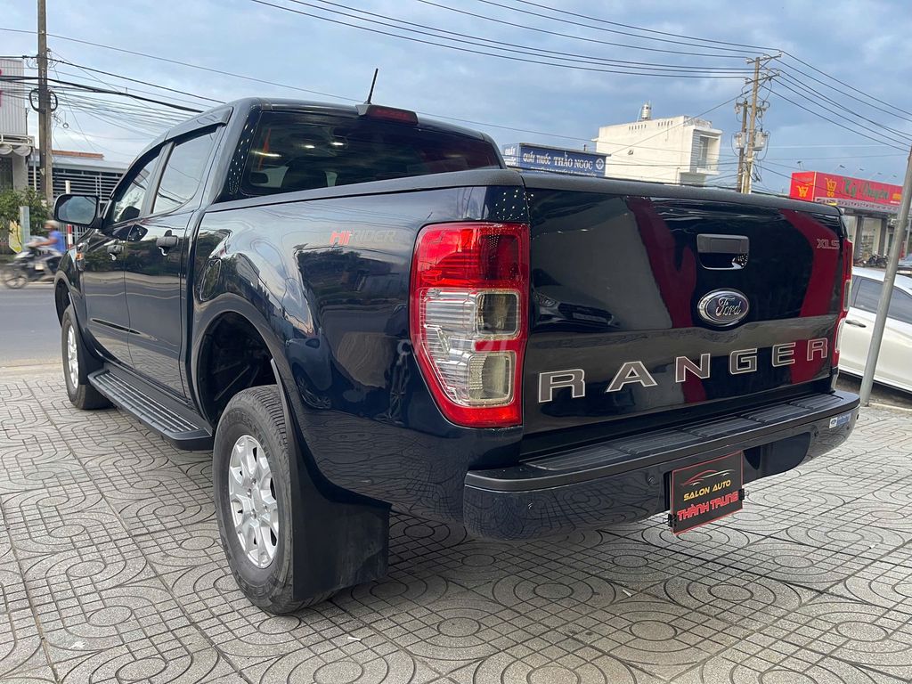 Ford Ranger 2021 XLS 2.2L 4x2 MT - đẹp keng. Mua bán Ô tô tại Huyện Tân Phú Đồng Nai được đăng bởi Salon AUTO THÀNH TRUNG Đồng Nai hình 5
