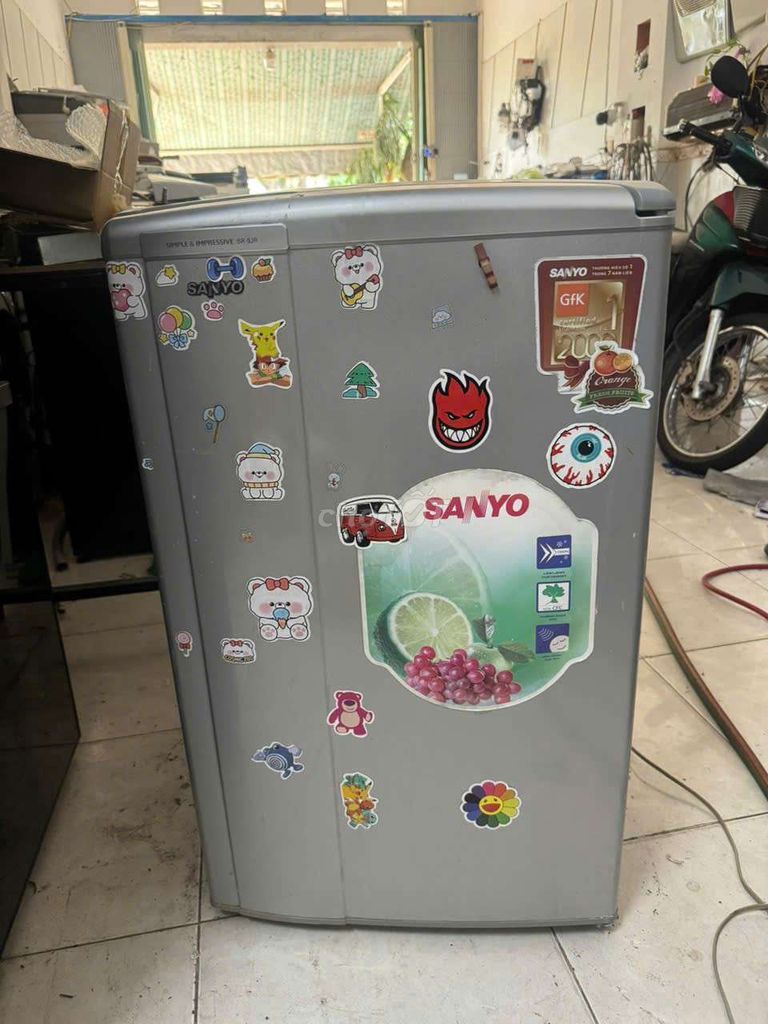 tủ lạnh sanyo 90 lít. Mua bán Tủ lạnh tại Quận Ninh Kiều Cần Thơ được đăng bởi Hàng Điện Máy Thanh Lý hình 1