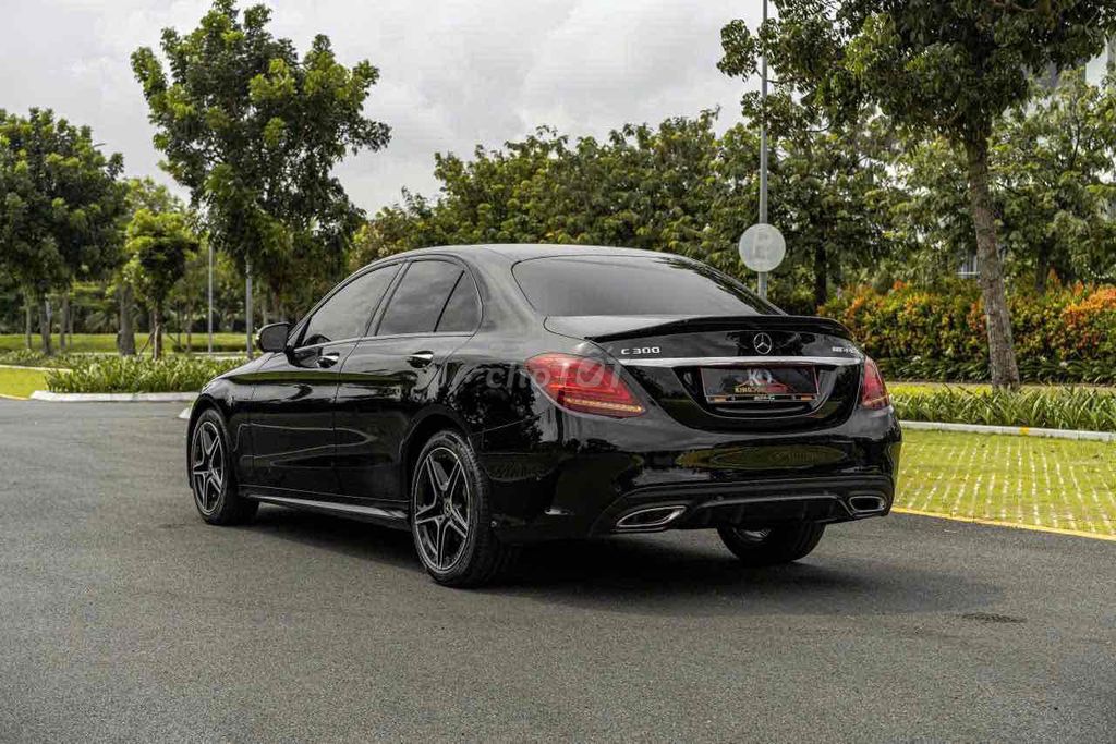 C300_AMG model 2020 màu đen siêu ngầu siêu đẹp. Mua bán Ô tô tại Quận 7 Tp Hồ Chí Minh được đăng bởi Dương Phương hình 10