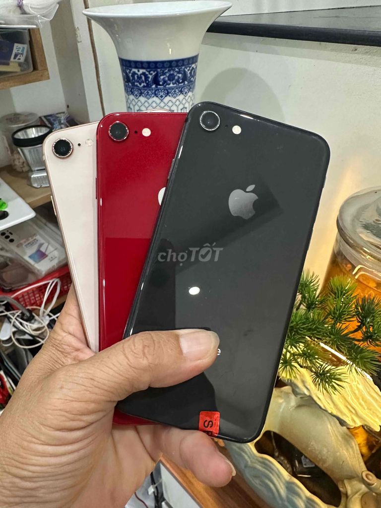 Apple iPhone 8 64GB Đen, Đỏ, Vàng 64gb zin. Mua bán Điện thoại tại Quận Long Biên Hà Nội được đăng bởi ĐIỆN THOẠI AK TẬN TÂM TRÁCH NHIỆM hình 1