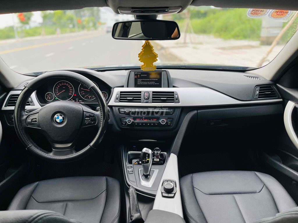 BMW 3 Series model 2013 320i - chất đẹp. Mua bán Ô tô tại Huyện Bình Chánh Tp Hồ Chí Minh được đăng bởi Bi Auto hình 12