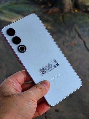 Meizu 21 như mới. Nguyên hộp. Còn seal máy.
