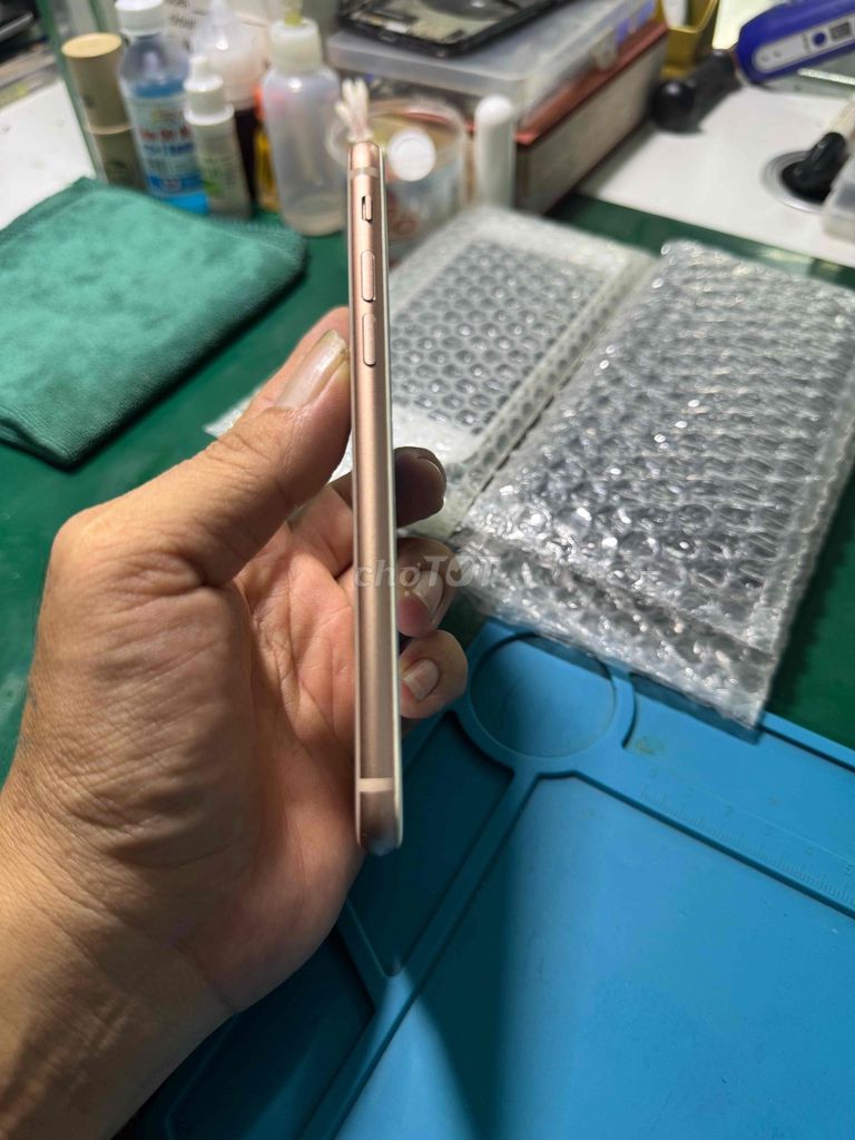 Apple iPhone 8 64GB Vàng hồng. Mua bán Điện thoại tại Thành phố Dĩ An Bình Dương được đăng bởi anh ngọc anh hình 1