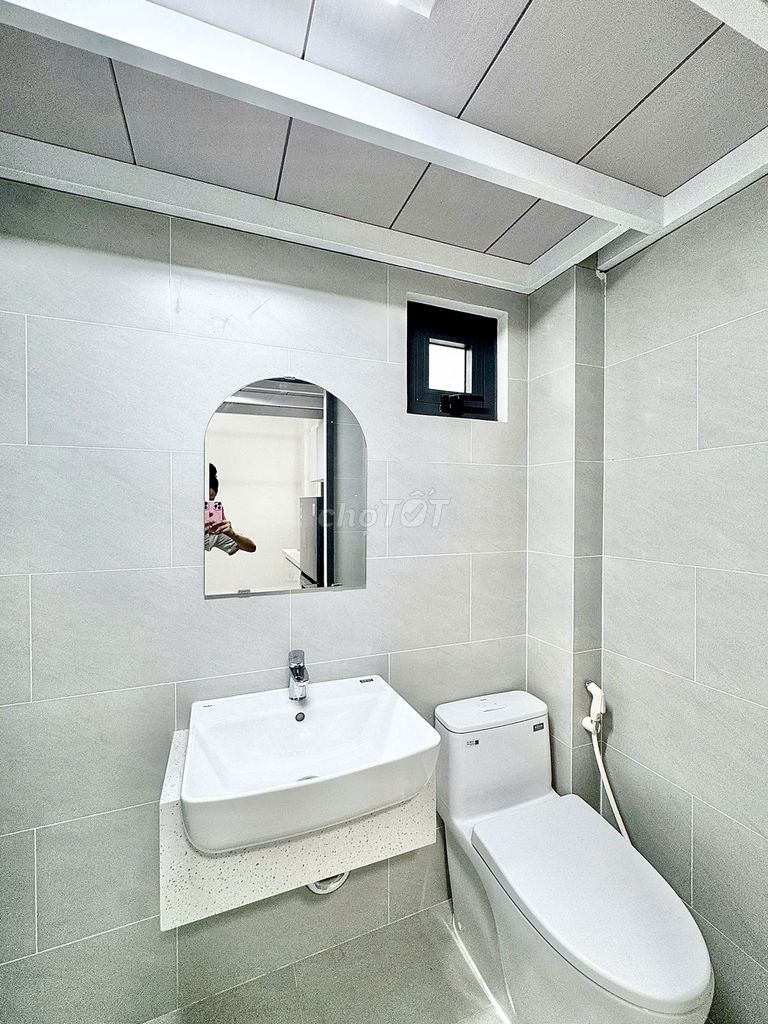 PHÒNG GÁC CỬA SỔ TRỜI NGAY PHẠM VĂN CHIÊU SÁT CV LÀNG HOA CÓ THANG MÁY - ảnh 5