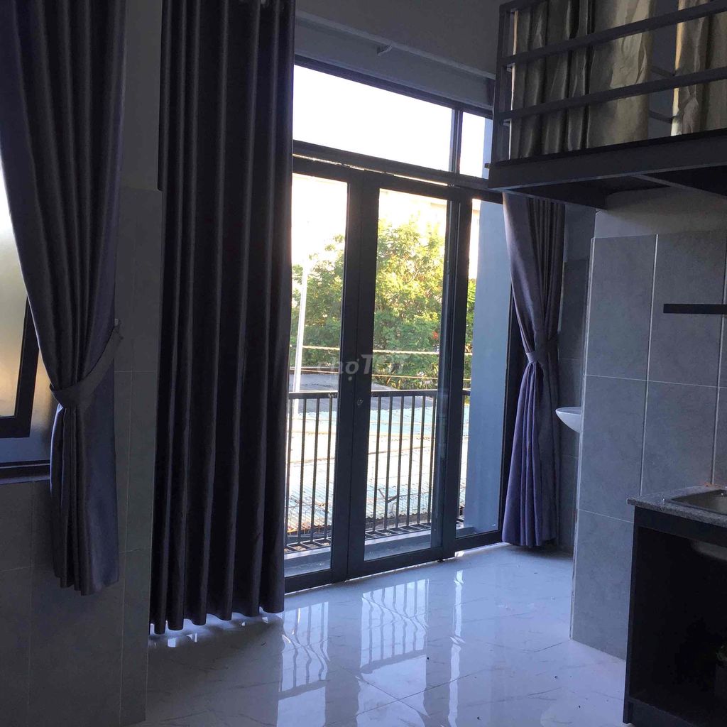 cần cho thuê phòng có điều hoà view mặt tiền
