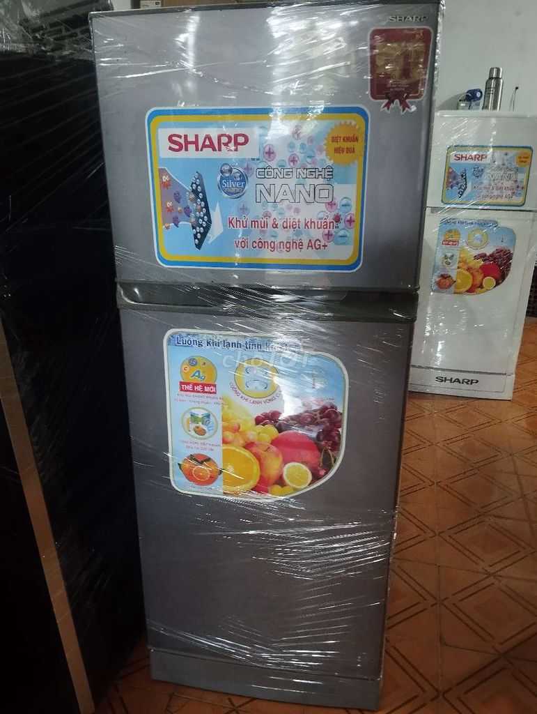 Tủ lạnh Sharp 185 lít Xám. Mua bán Tủ lạnh tại Huyện Lấp Vò Đồng Tháp được đăng bởi Hiếu hình 1