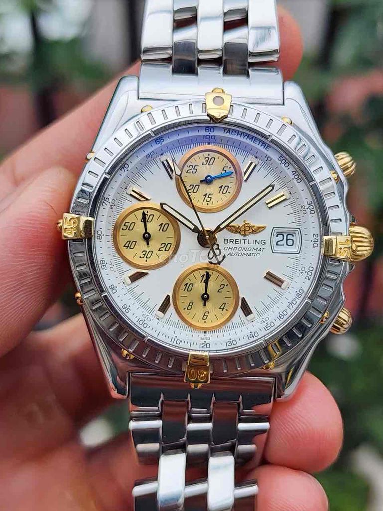 Đồng Hồ BREITLING CHRONOMAT WHITE DIAL