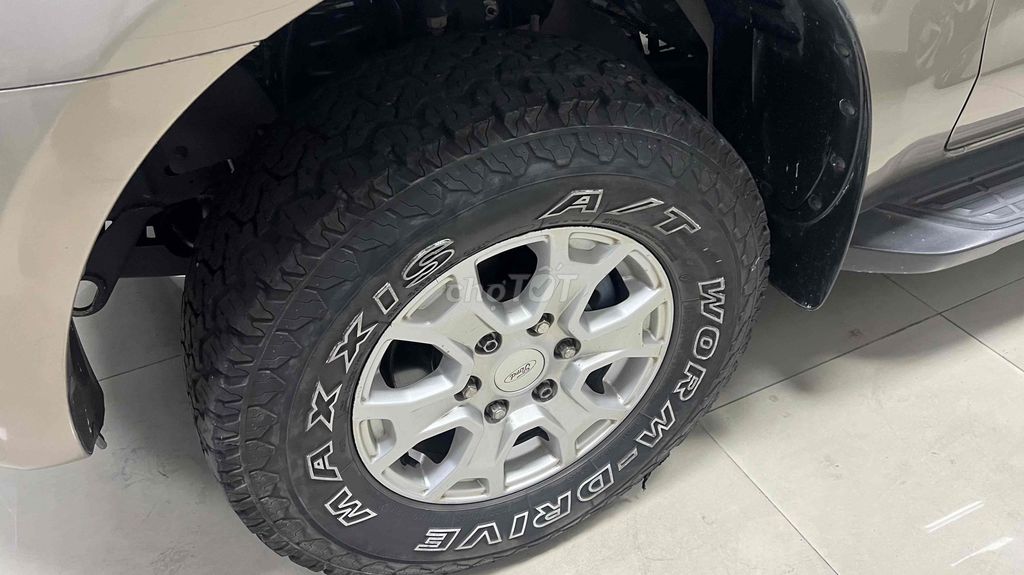 Rnager 2015 số sàn 14 vạn keo chỉ máy số zin cả xe. Mua bán Ô tô tại Thành phố Biên Hòa Đồng Nai được đăng bởi Lương Huy  hình 2