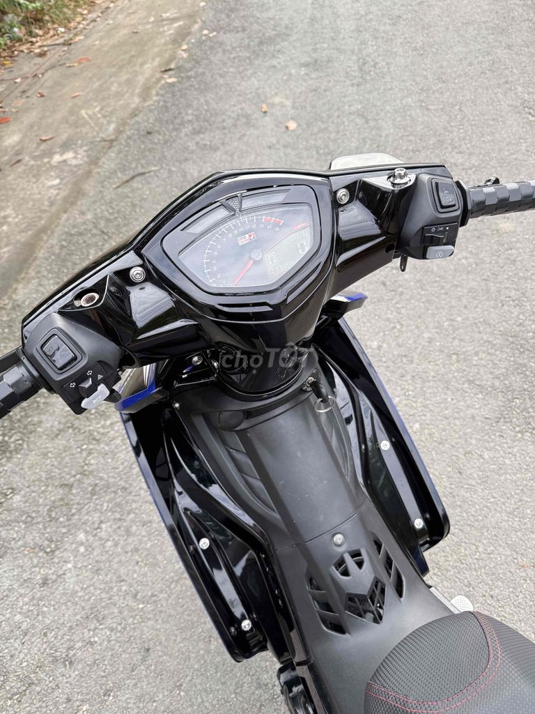 Yamaha Exciter 135 2010 Xanh đen. Mua bán Xe máy tại Huyện Củ Chi Tp Hồ Chí Minh được đăng bởi HuỳnhLâm Bổn hình 5