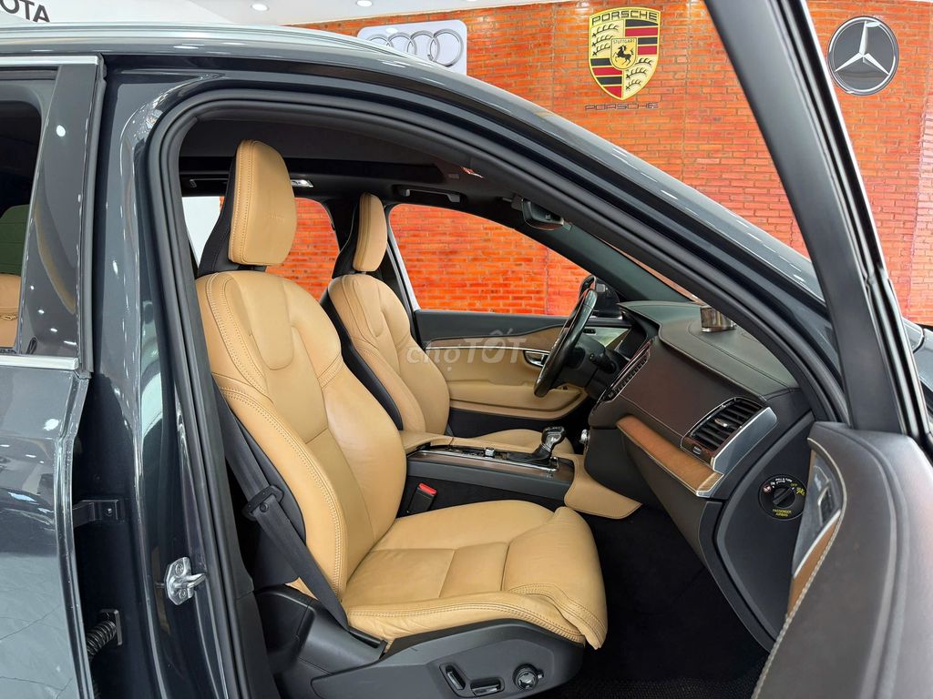 Volvo XC90 2018 T6 Inscription. Mua bán Ô tô tại Quận 1 Tp Hồ Chí Minh được đăng bởi Ô Tô Thiên Hải  hình 7