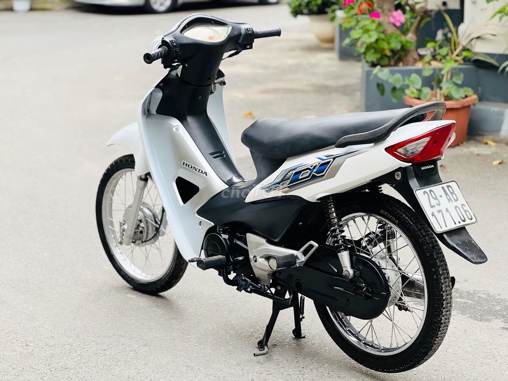 Wave 50cc BIỂN HÀ NỘI MỚI CHẠY 800km. Mua bán Xe máy tại Quận Bắc Từ Liêm Hà Nội được đăng bởi Thanh Tuyền hình 3