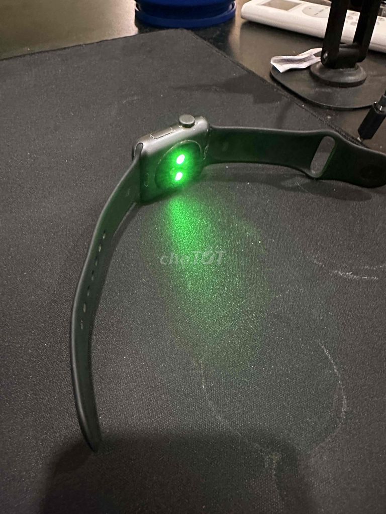 Pass Apple Watch Series 3 42mm cũ Đà Nẵng