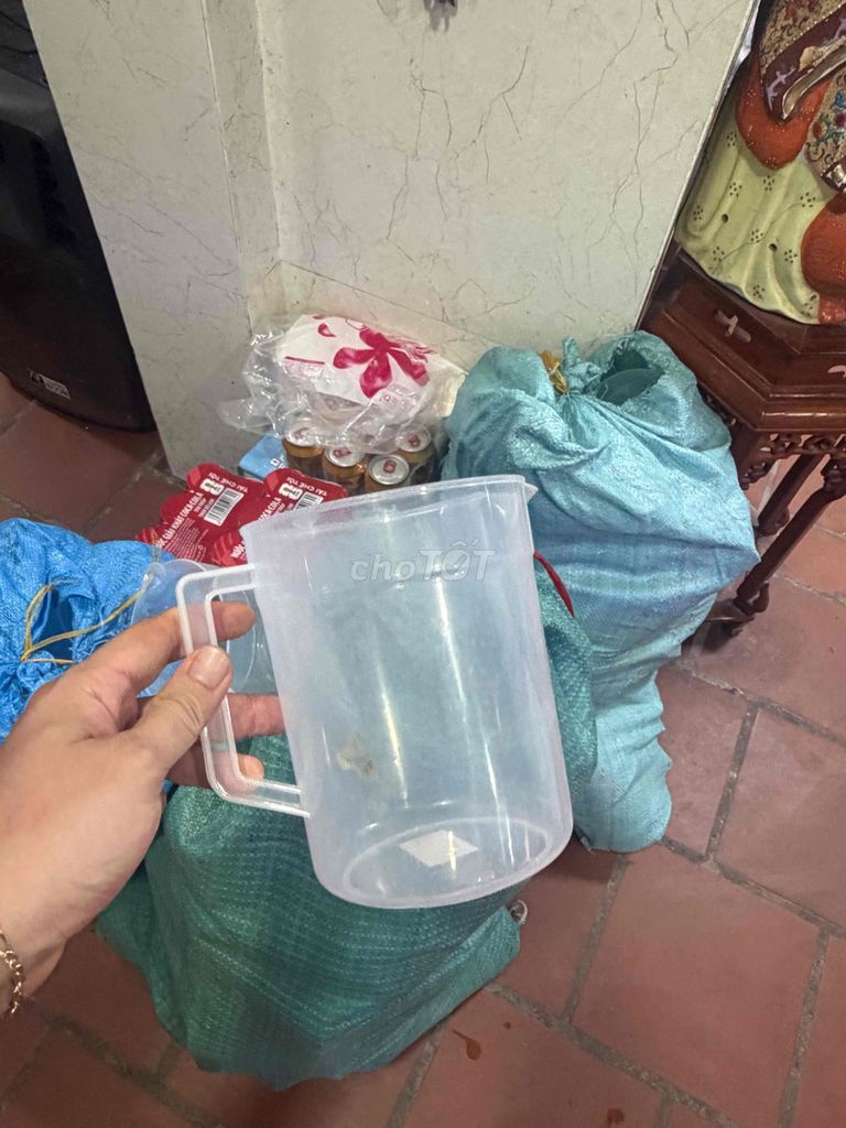 Ca nhựa trong suốt 2-2.5L. Mua bán Dụng cụ nhà bếp tại Quận Tây Hồ Hà Nội được đăng bởi Duc hình 1