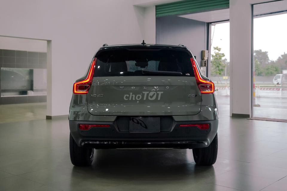 🔺Volvo XC40 Ultimate B5 AWD Model 2025 như mới. Mua bán Ô tô tại Quận 7 Tp Hồ Chí Minh được đăng bởi Tung hình 5