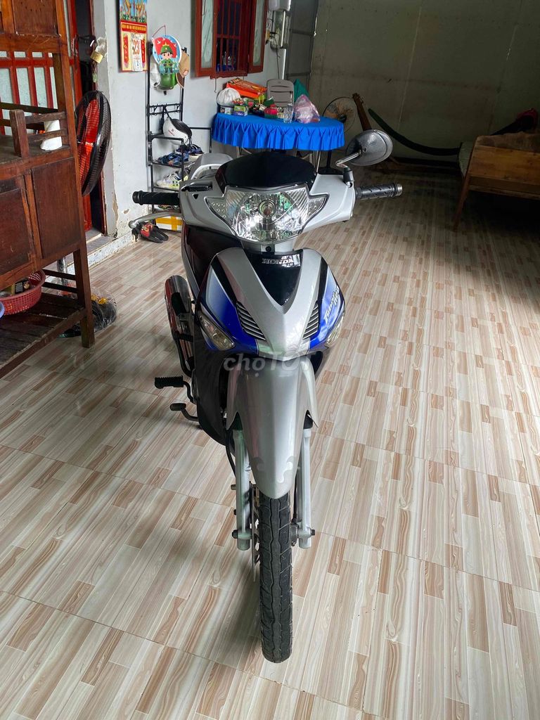 neo kim 2006 sườn xám. Mua bán Xe máy tại Huyện Cần Giuộc Long An được đăng bởi 5p71 hình 1