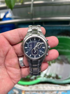 citizen pin năng lượng dây vỏ titan size 40