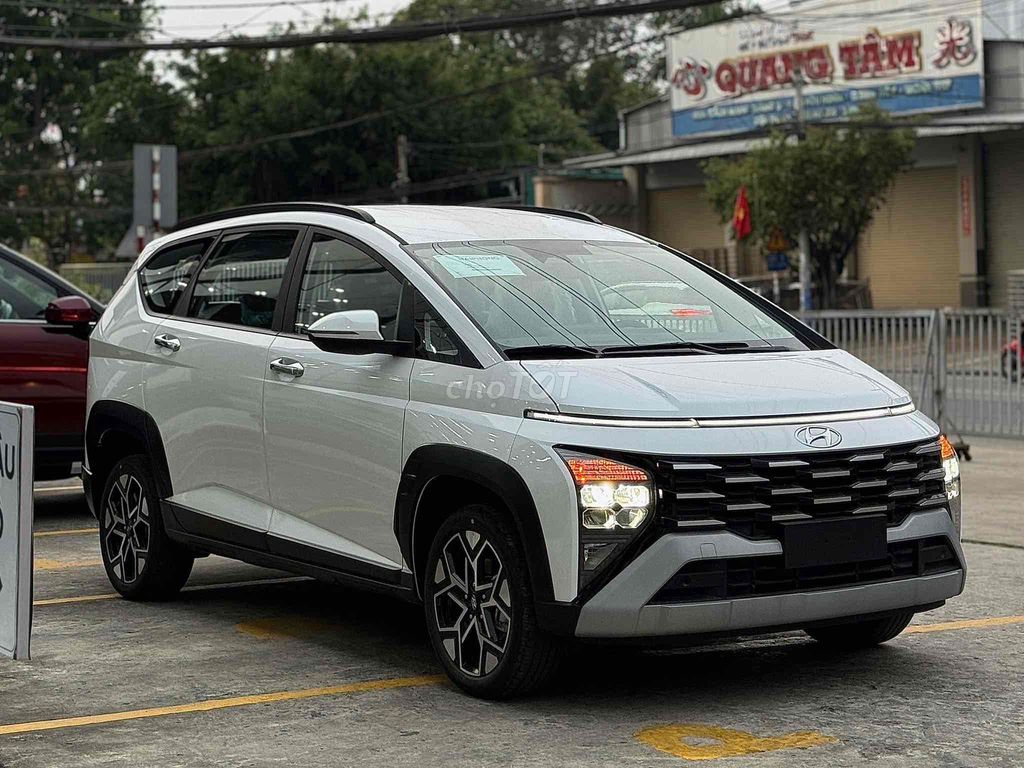 Stargazer 07 chổ - Km 80% Thuế + BH 8 năm. Mua bán Ô tô tại Thành phố Bến Tre Bến Tre được đăng bởi Đạt Hyundai Bến Tre hình 2