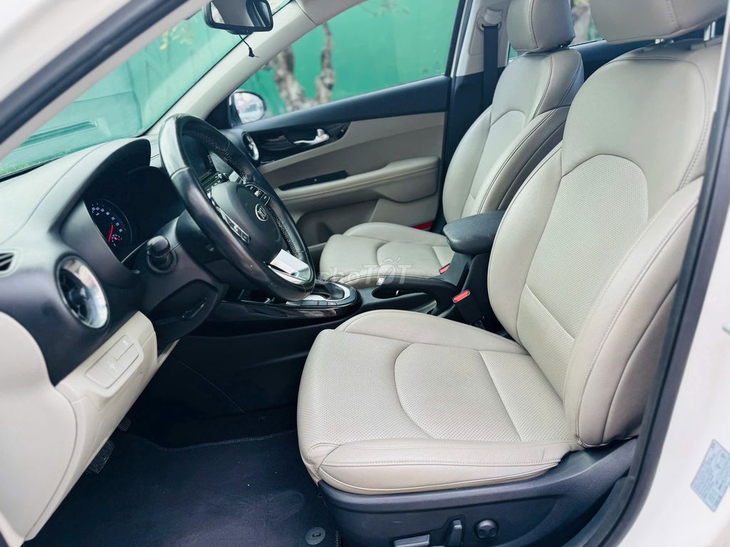 Kia Cerato 2020 1.6 AT Luxury 74.000 km. Mua bán Ô tô tại Quận 1 Tp Hồ Chí Minh được đăng bởi TÂN TỨ QUÝ hình 10