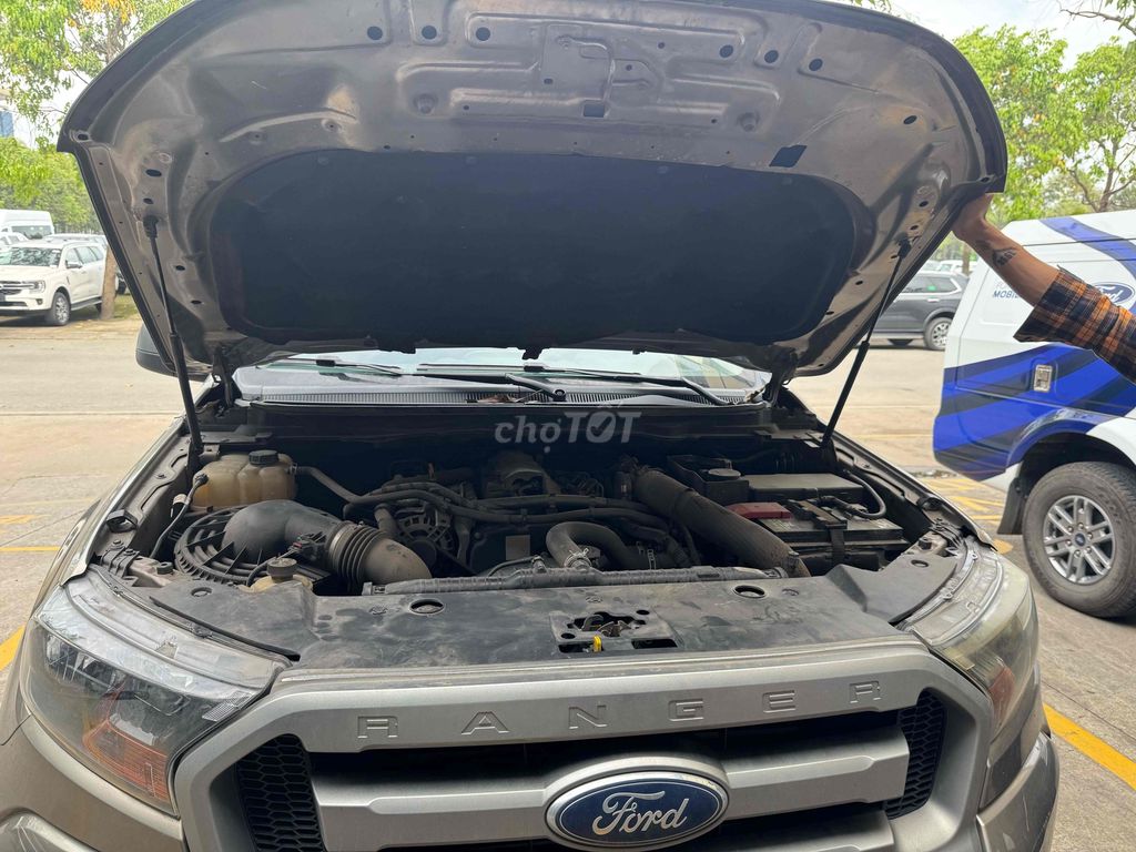 Ford Ranger 2013 XLS 2.2 4x2 MT - 123 km. Mua bán Ô tô tại Thành phố Thủ Dầu Một Bình Dương được đăng bởi Bình Dương ford hình 3