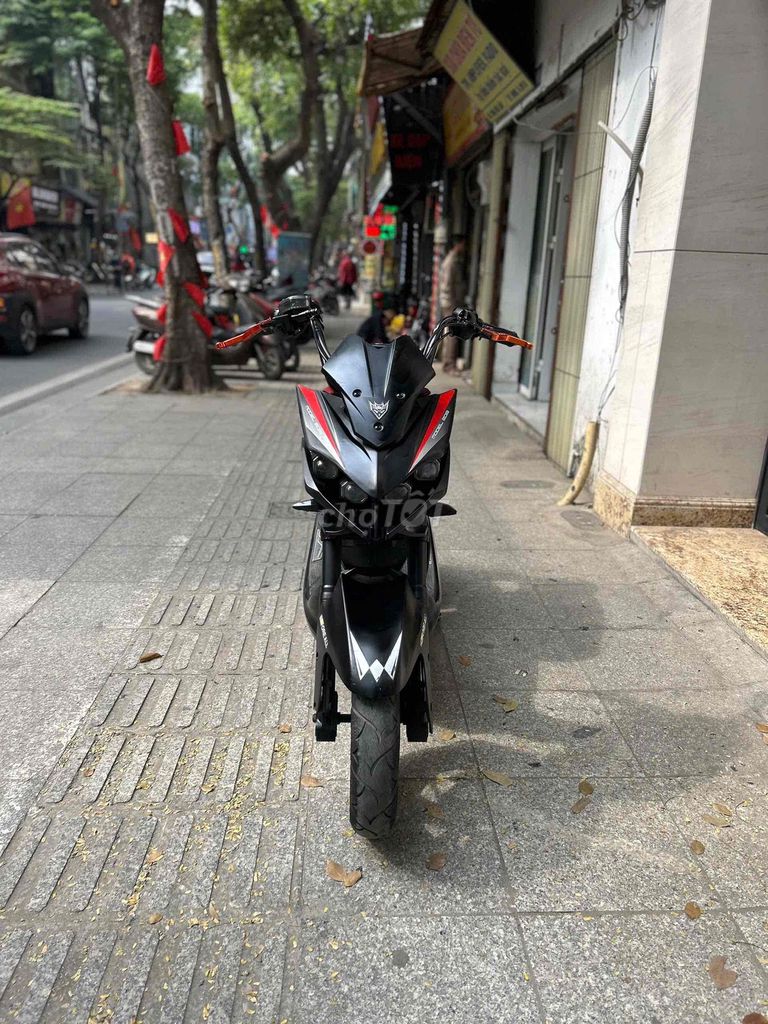 Xe máy điện Xmen Bat Sport Đen Đỏ. Mua bán Xe điện tại Quận Ba Đình Hà Nội được đăng bởi Huylam hình 4