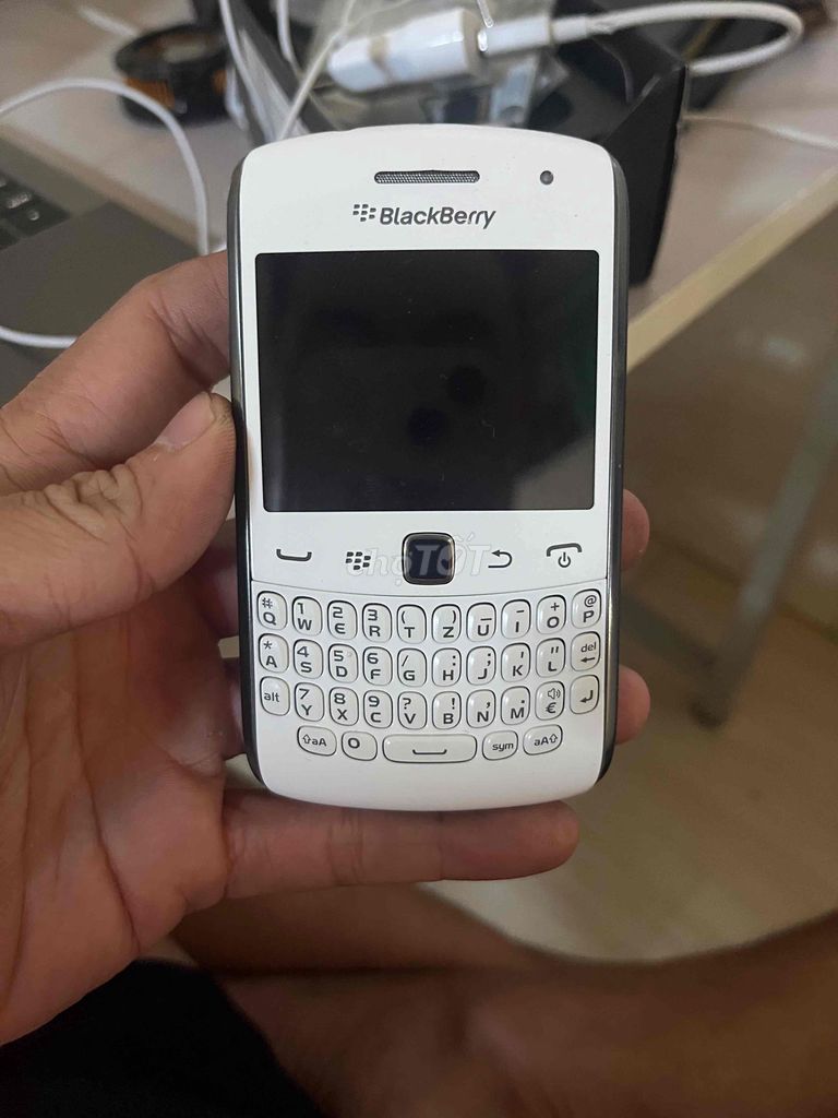 BlackBerry 9360 Curve full box. Mua bán Điện thoại tại Huyện Trảng Bom Đồng Nai được đăng bởi Hùngex4 hình 1