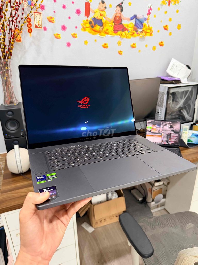 ROG Zephyrus G16 Ultra 9 32GB/1TB. Mua bán Laptop tại Quận 10 Tp Hồ Chí Minh được đăng bởi Nguyễn Lý hình 1