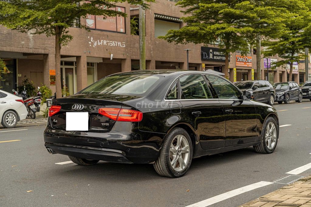 Bán lại siêu phẩm Sedan Audi A4 FL model 2015. Mua bán Ô tô tại Quận 7 Tp Hồ Chí Minh được đăng bởi tuấn anh hình 6