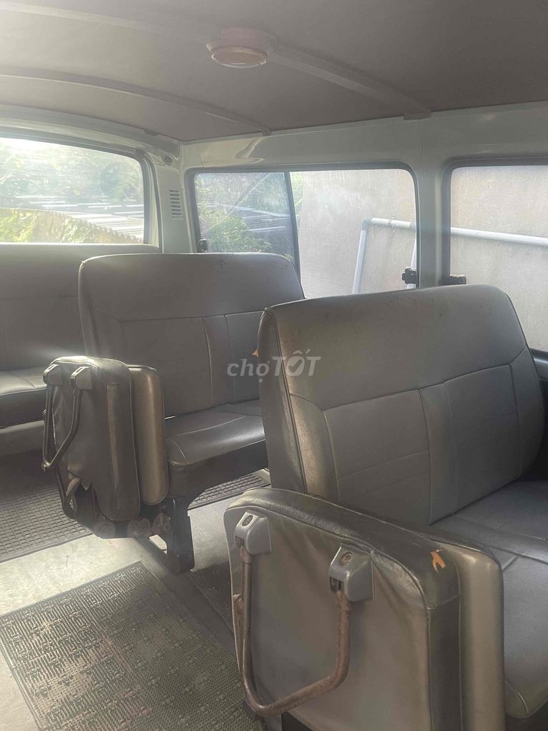 Toyota Hiace 2002 16 chỗ - 100000 km. Mua bán Ô tô tại Huyện Hớn Quản Bình Phước được đăng bởi dang dung hình 3