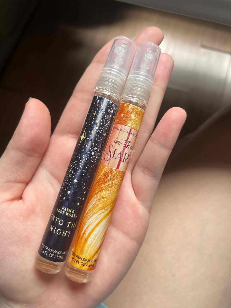 Xịt thơm Bath & Body Works Into the Night Nữ 10ml. Mua bán Phụ kiện thời trang khác tại Quận Hoàn Kiếm Hà Nội được đăng bởi Tuệ Văn Đặng hình 1