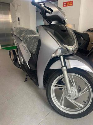 Honda SH150 CBS 2019 Bạc Mới
