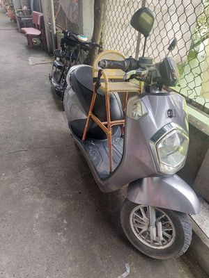 Xe máy điện 5 bình lớn, mới thay.. Mua bán Xe điện tại Thành phố Thủ Đức Tp Hồ Chí Minh được đăng bởi chery suri