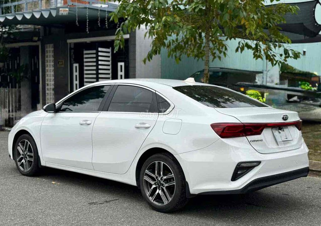 Kia Cerato 2019 1.6 AT Deluxe  xe gia đình. Mua bán Ô tô tại Quận Liên Chiểu Đà Nẵng được đăng bởi toàn hình 3