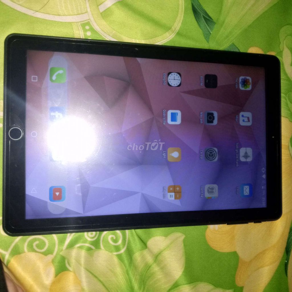 Apple iPad Đen Đã sử dụng. Mua bán Máy tính bảng tại Quận Tân Bình Tp Hồ Chí Minh được đăng bởi Quế Hương hình 1