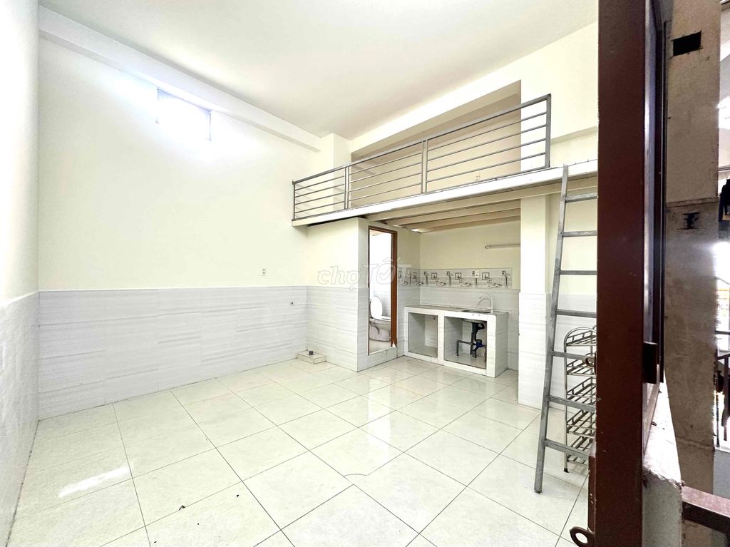 Аренда · 1 комн. · 32 м² · Quận Tân Bình, ул. Đường Cộng Hoà