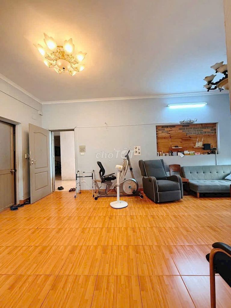 Угловая квартира 72.8 м² в ЖК CT 3-3, хороший этаж, свободный вид, от собственника
