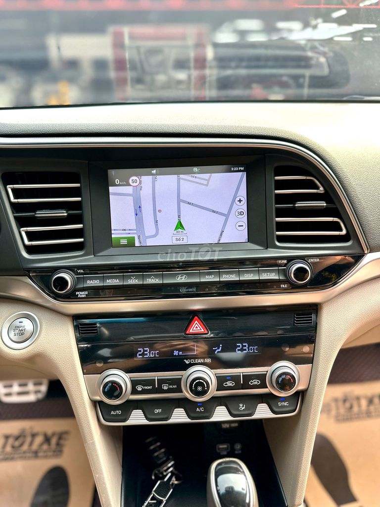 Hyundai Elantra 2021 2.0 GLS - 20,700 km Đẹp Kengg. Mua bán Ô tô tại Quận 7 Tp Hồ Chí Minh được đăng bởi Chợ Tôt Xe Official Mall hình 11