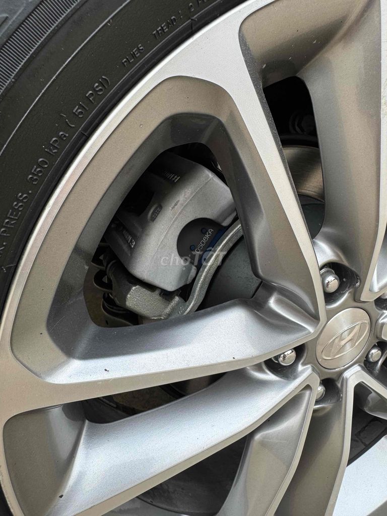 Hyundai SantaFe màu Đen. Mua bán Ô tô tại Huyện Đông Anh Hà Nội được đăng bởi vương văn chung  hình 20