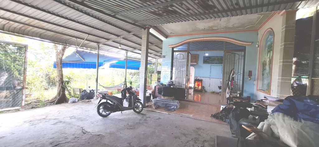Cần bán gắp nhà mt đường đoàn nguyễn tuân Qui Đức BC. Mua bán nhà ở tại Huyện Bình Chánh Tp Hồ Chí Minh được đăng bởi Vinh Võ hình 2
