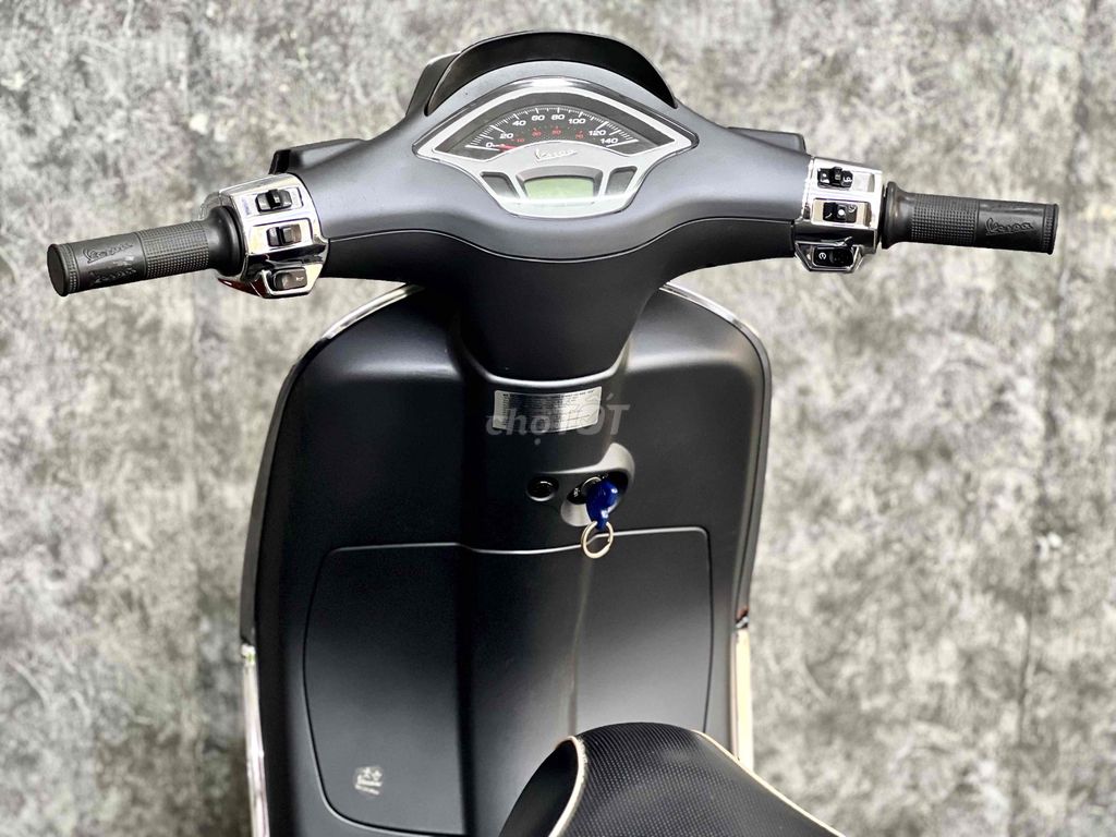 Vespa 2020 Iget ABS Led BSTP 50-N2 03584 Chính Chủ. Mua bán Xe máy tại Quận Bình Tân Tp Hồ Chí Minh được đăng bởi Văn Lực CHXM 67 hình 6