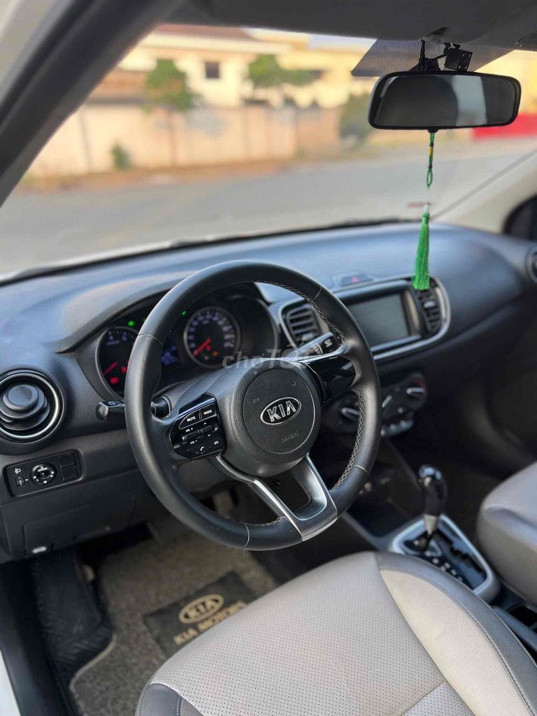 Kia Soluto 2021 photo 2