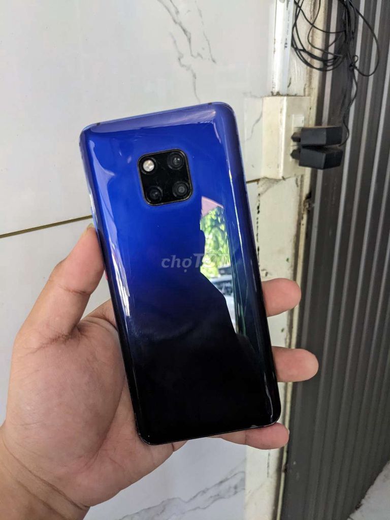 Huawei Mate 20 Pro 128GB không sim, chữa cháy tốt. Mua bán Điện thoại tại Thành phố Long Xuyên An Giang được đăng bởi Smartphone giá rẻ hình 1