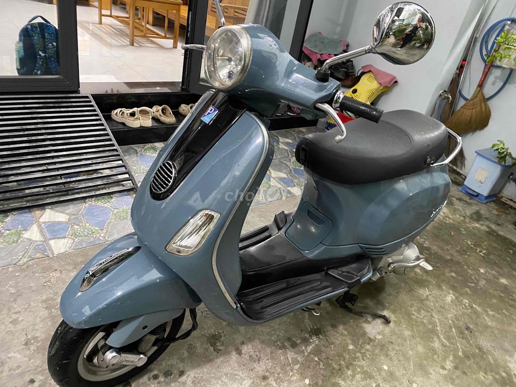 Vespa 2010 xe cực đẹp cục máy bao êm ngon. Mua bán Xe máy tại Quận 5 Tp Hồ Chí Minh được đăng bởi JM hình 7