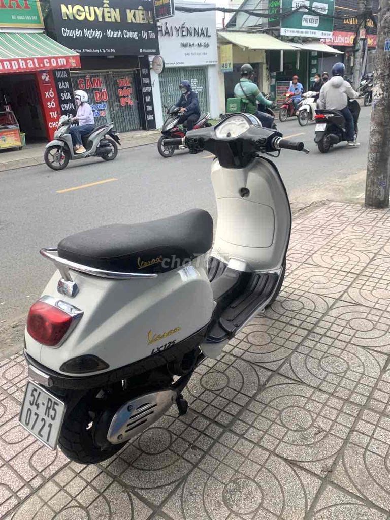-Em Bán Xe Vespa Lx 125 Tình Trạng Máy Móc Êm Ngon. Mua bán Xe máy tại Huyện Phong Điền Cần Thơ được đăng bởi Danh Hà hình 5