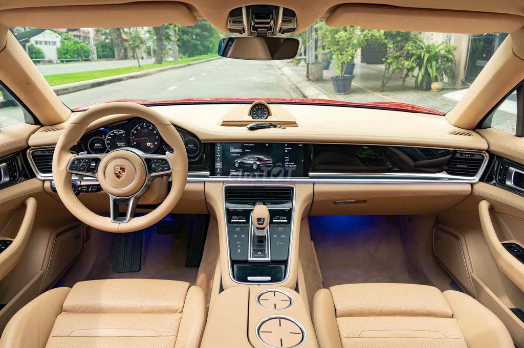 Porsche Panamera Model 2018 - Đỏ/Be - chất xe đẹp. Mua bán Ô tô tại Quận 7 Tp Hồ Chí Minh được đăng bởi Thật Nguyễn LongAnh Auto hình 9